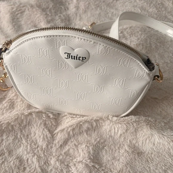 Juicy Couture White Embossed Logo Crossbody Bag Bundle | Includes Free Gift - Picture 2 of 8